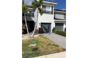 3423 NW 13th St #3423, Lauderhill, FL 33311, Sold 05/23/22