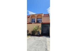 818 W 38th Terrace #20, Hialeah, FL 33012, Sold 05/27/22