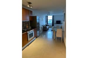710 Washington Ave APT 519, Miami Beach, FL 33139, Sold 05/31/22