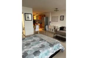 710 Washington Ave APT 519, Miami Beach, FL 33139, Sold 05/31/22