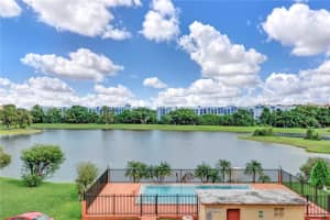 9688 Fontainebleau Blvd APT 402, Miami, FL 33172, Sold 05/27/22