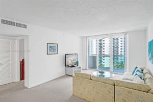 3000 S Ocean Dr APT 814, Hollywood, FL 33019, Sold 05/27/22