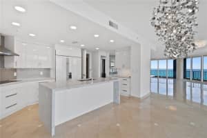 570 Ocean Dr APT 902, Juno Beach, FL 33408, Sold 01/25/23
