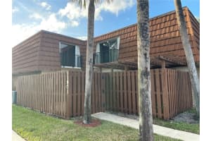 11871 SW 8th Ct, Davie, FL 33325, Sold 07/13/22