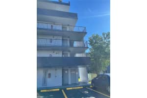 310 Fontainebleau Blvd APT 206, Miami, FL 33172, Sold 07/05/22