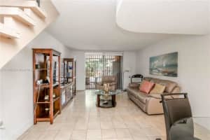 1098 W 44th St #86, Hialeah, FL 33012, Sold 06/23/22