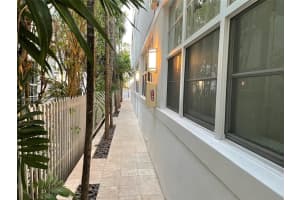 935 Euclid Ave APT 1, Miami Beach, FL 33139, Sold 05/31/22