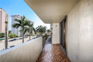 600 Biltmore Way APT 319, Coral Gables, FL 33134, Sold 07/08/22
