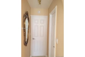 1301 NE Miami Gardens Dr #511w, Miami, FL 33179, Sold 07/15/22