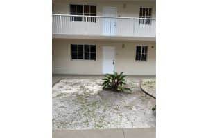 6175 NW 186th St APT 107, Hialeah, FL 33015, Sold 05/18/22