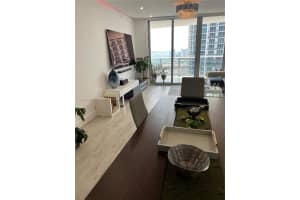 488 NE 18th St #4510, Miami, FL 33132, Sold 01/11/23