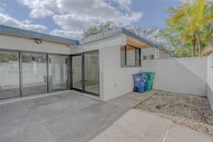 6431 Lemon Tree Ln, Miami Lakes, FL 33014, Sold 05/24/22