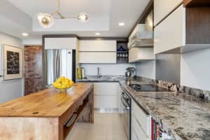 2155 Washington Ct APT 404, Miami Beach, FL 33139, Sold 05/21/22
