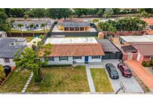 8430 NW 170th Terrace, Hialeah, FL 33015, Sold 06/15/22