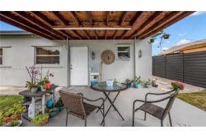 8430 NW 170th Terrace, Hialeah, FL 33015, Sold 06/15/22