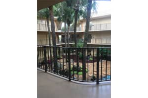 8045 SW 107th Ave APT 209, Miami, FL 33173, Sold 05/20/22