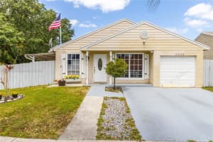 8451 SW 10th Ct, Pembroke Pines, FL 33025, Sold 05/17/22