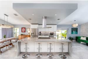 301 SW 190th Ave, Pembroke Pines, FL 33029, Sold 05/18/22