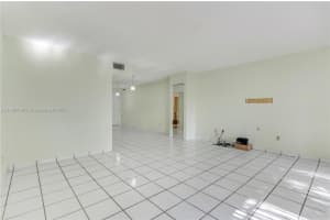 230 NW 87th Ave APT I110, Miami, FL 33172, Sold 05/27/22