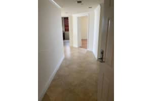 19501 W Country Club Dr APT 2414, Aventura, FL 33180, Sold 05/26/22