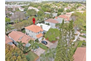 348 NW 107th Ave, Pembroke Pines, FL 33026, Sold 06/13/22