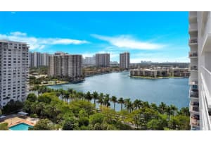 2801 NE 183rd St #1602w, Aventura, FL 33160, Sold 06/03/22