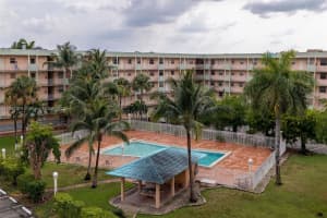 1655 W 44th Pl APT 536, Hialeah, FL 33012, Sold 10/28/22