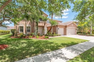 3738 W Coquina Way, Weston, FL 33332, Sold 05/18/22