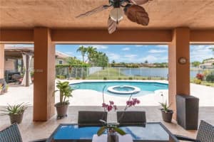 3738 W Coquina Way, Weston, FL 33332, Sold 05/18/22