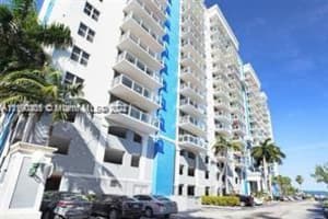 5077 NW 7th St APT 1402, Miami, FL 33126, Sold 06/03/22