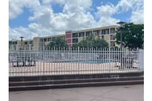 9120 Fontainebleau Blvd APT 209, Miami, FL 33172, Sold 06/10/22