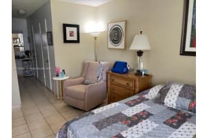 9120 Fontainebleau Blvd APT 209, Miami, FL 33172, Sold 06/10/22