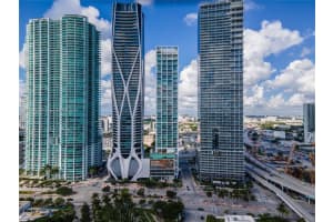 1040 Biscayne Blvd APT 2104, Miami, FL 33132, Sold 09/09/22