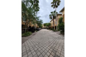 2965 NE 185th St APT 1501, Aventura, FL 33180, Sold 06/10/22