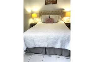 510 W Park Dr APT 101, Miami, FL 33172, Sold 05/27/22