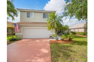 19326 SW 5th St, Pembroke Pines, FL 33029, Sold 06/10/22