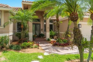 284 Landings Blvd, Weston, FL 33327, Sold 05/31/22