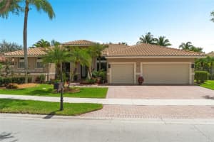 284 Landings Blvd, Weston, FL 33327, Sold 05/31/22