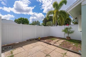 9274 SW 5th St d, Boca Raton, FL 33428, Sold 06/10/22