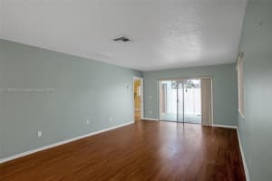 9274 SW 5th St d, Boca Raton, FL 33428, Sold 06/10/22