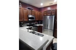 20901 NW 14th Pl APT 647, Miami Gardens, FL 33169, Sold 06/17/22