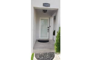 11233 SW 159th Pl, Miami, FL 33196, Sold 07/14/22