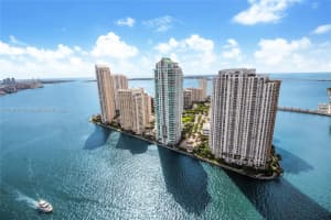 300 S Biscayne Blvd t 2608, Miami, FL 33131, Sold 05/24/22