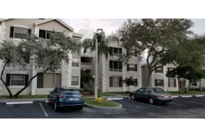 2880 N Oakland Forest Dr APT 306, Oakland Park, FL 33309, Sold 05/24/22
