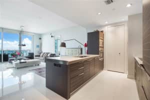 200 Biscayne Blvd Way APT 4912, Miami, FL 33131, Sold 12/30/22