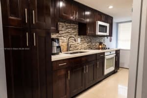 1173 NW 123rd Pl #211, Miami, FL 33182, Sold 06/03/22