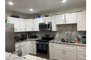 6331 W 24th Ct Apt 106-4, Hialeah, FL 33016, Sold 05/18/22