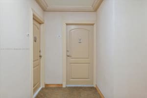 ELDORADO TOWERS, 3625 N Country Club Dr APT 209, Aventura, FL 33180, Sold 09/21/22