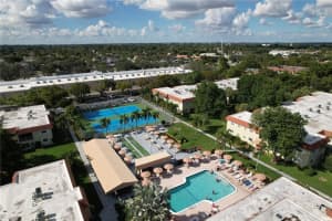 5620 SW 3rd Pl APT 212, Margate, FL 33068, Sold 05/27/22