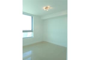 90 SW 3rd St APT 4108, Miami, FL 33130, Sold 10/28/22